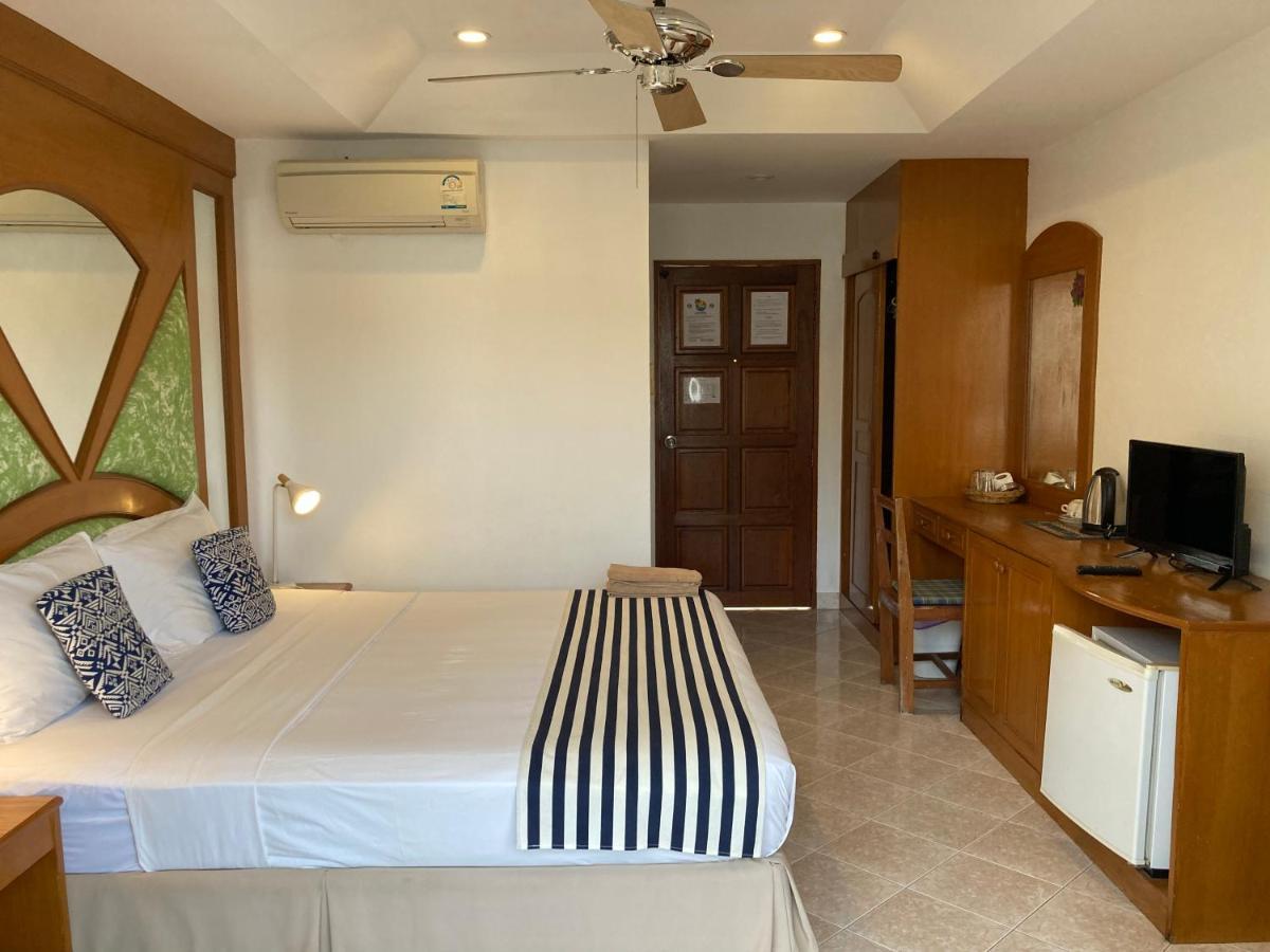Waree'S Guesthouse Bãi biển Kata Ngoại thất bức ảnh