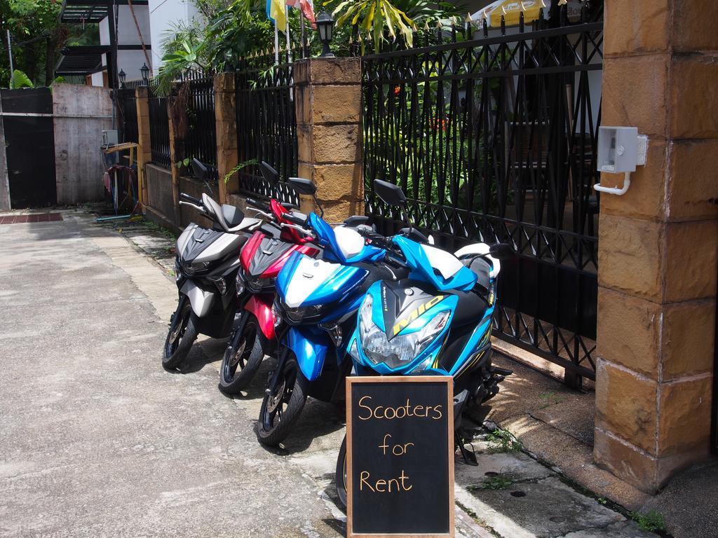 Waree'S Guesthouse Bãi biển Kata Ngoại thất bức ảnh