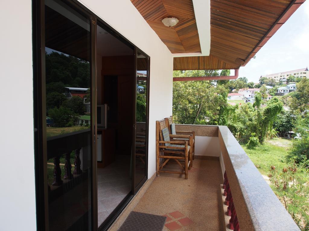 Waree'S Guesthouse Bãi biển Kata Ngoại thất bức ảnh