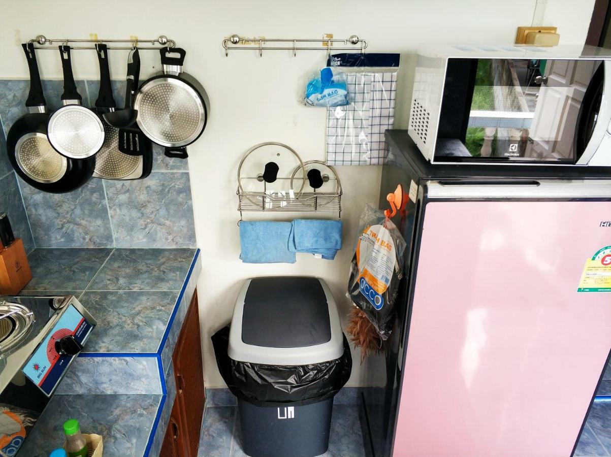 Waree'S Guesthouse Bãi biển Kata Ngoại thất bức ảnh