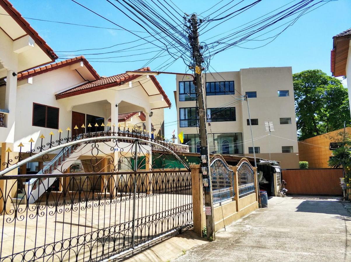 Waree'S Guesthouse Bãi biển Kata Ngoại thất bức ảnh