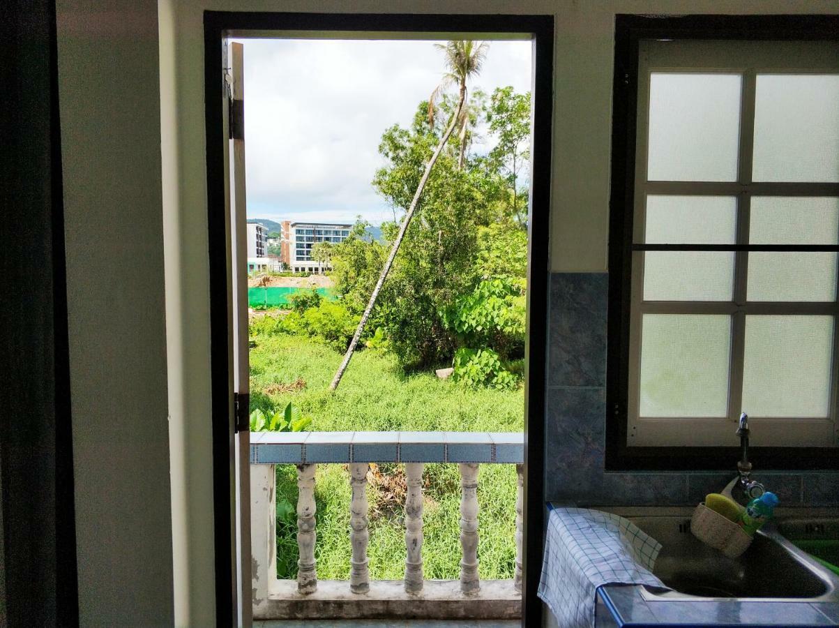 Waree'S Guesthouse Bãi biển Kata Ngoại thất bức ảnh